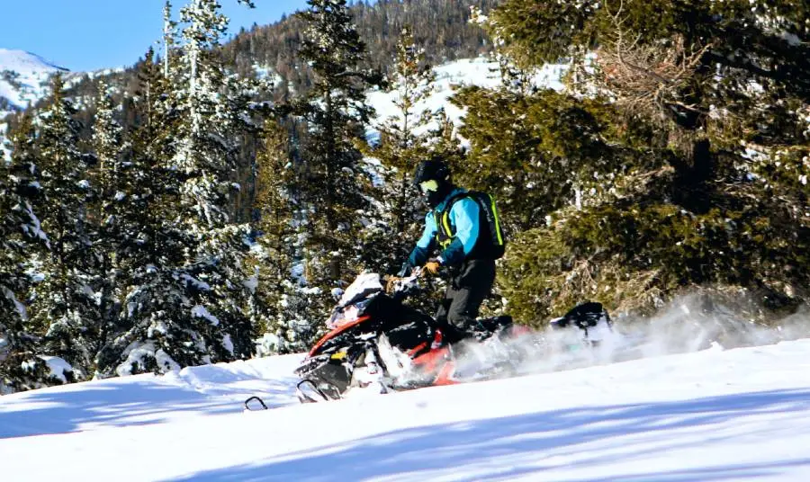 Snowmobile North Lake Tahoe