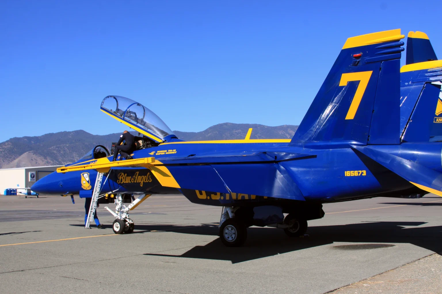 Blue Angels F/18 super Hornet plane
