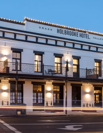 Holbrooke Hotel grass Valley
