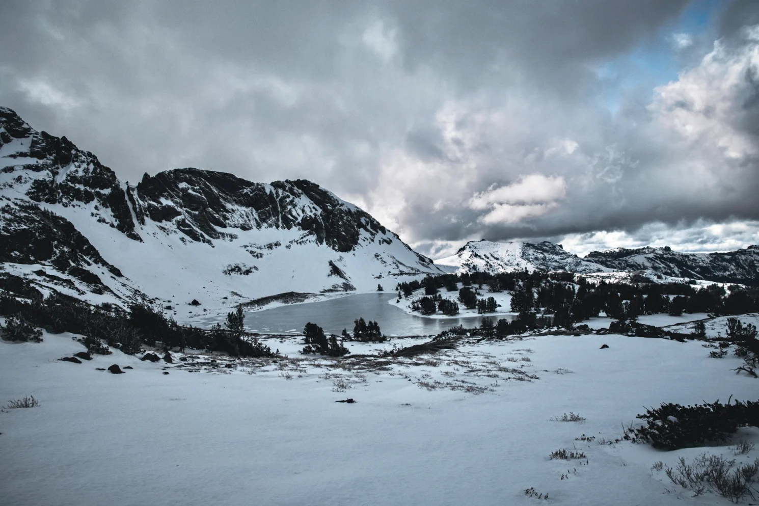 Round Top Lake Mokelumne Wilderness Frozen in snow