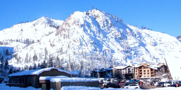 Palisades Tahoe ski resort
