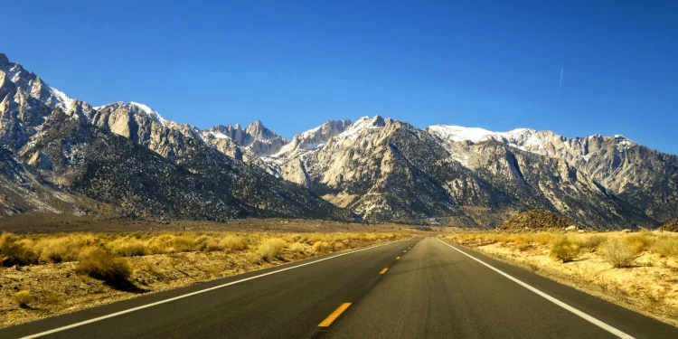 Highway 395 Eastern sierra
