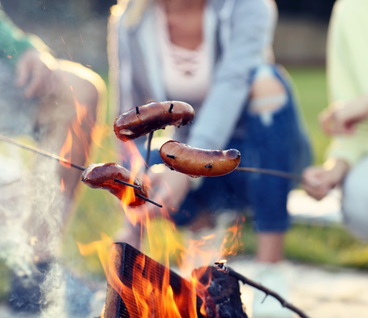 The Easiest Campfire Meals To Make on a Camping Trip