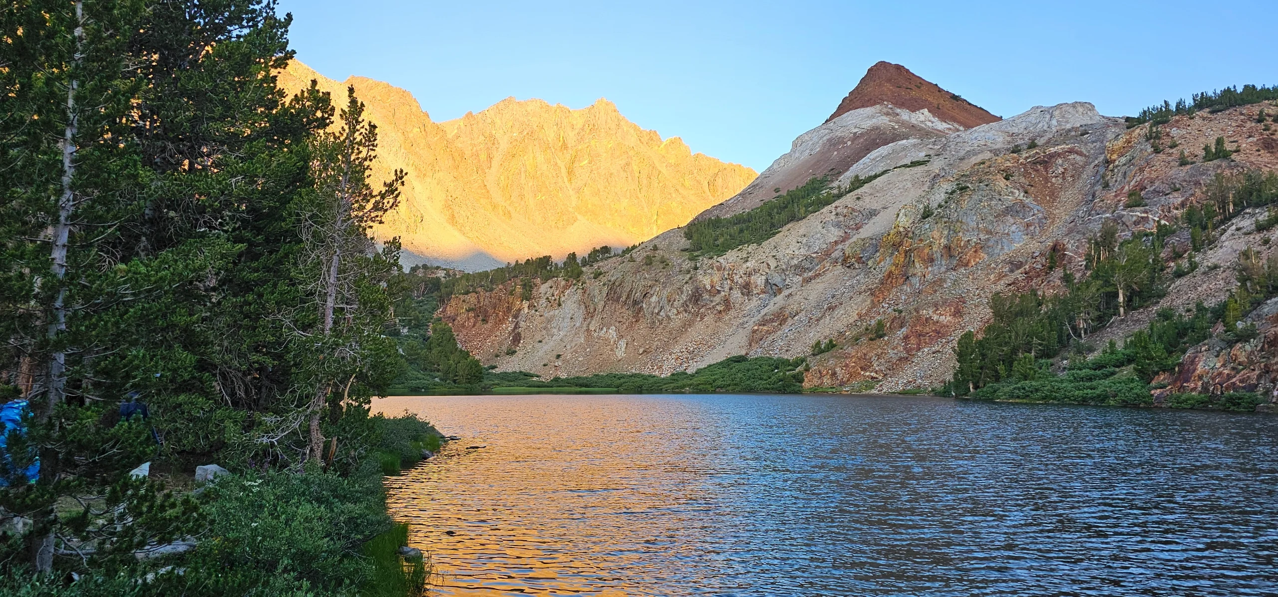 Exploring the Chocolate Lakes Loop off Bishop Pass