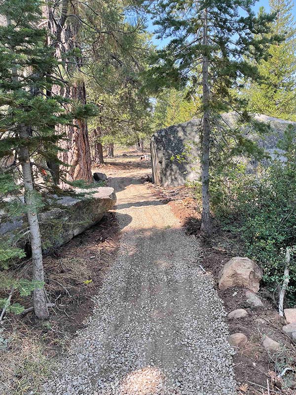 Ridgeline Nature Loop trail Truckee