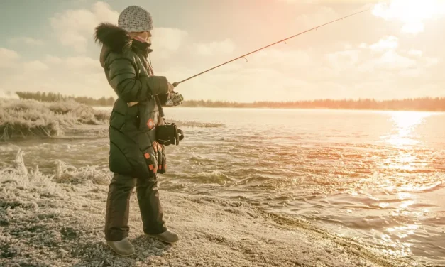 6 Items You Must Wear When Fishing in the Wintertime