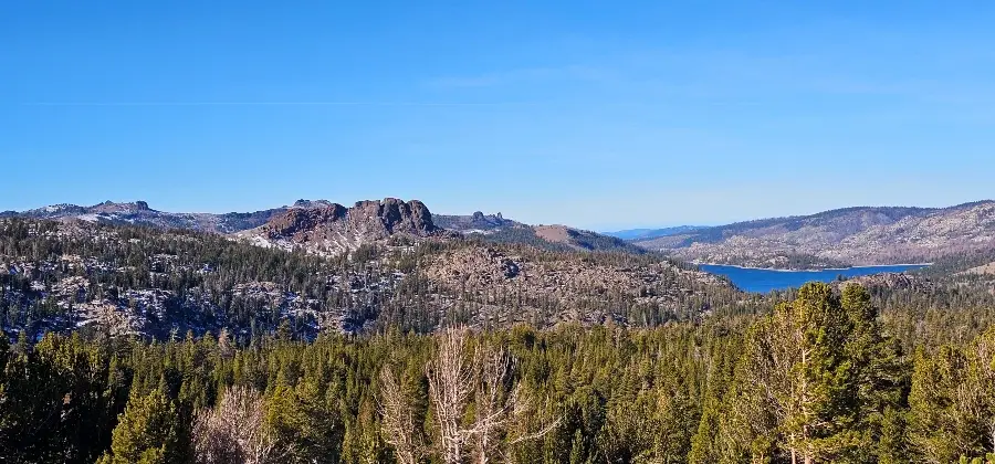 Views from the trail to Winnemucca Lake down on Caples Lake